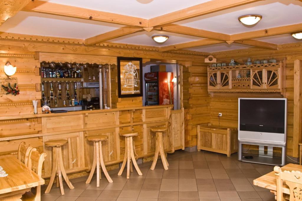 Hotel Goralski Raj Nowy Targ Exterior photo