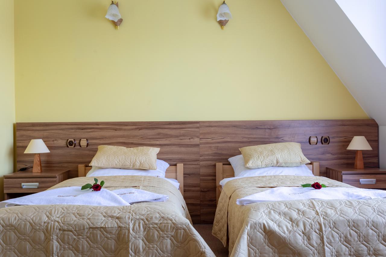 Hotel Goralski Raj Nowy Targ Exterior photo